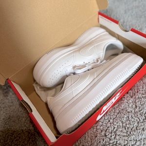 Nike Court Vision Alta (white) size: 8